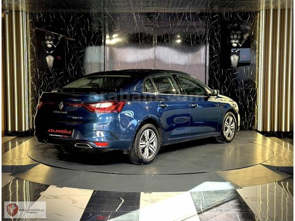 ASLANOĞLU PLAZA'DAN 2023 RENAULT MEGANE 1.3 TCE TOUCH