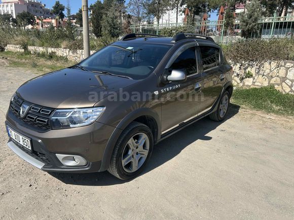 Sahibinden Dacia Sandero 0.9 TCe Stepway 2019 Model  109.000 km Kahverengi