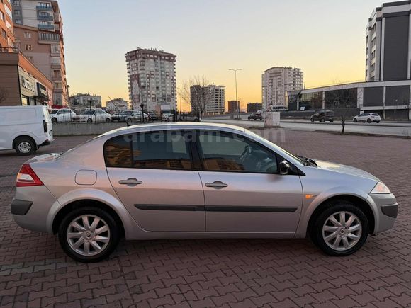 2009 MODEL 1.6 LPGLİ OTOMATİK MEGANE2