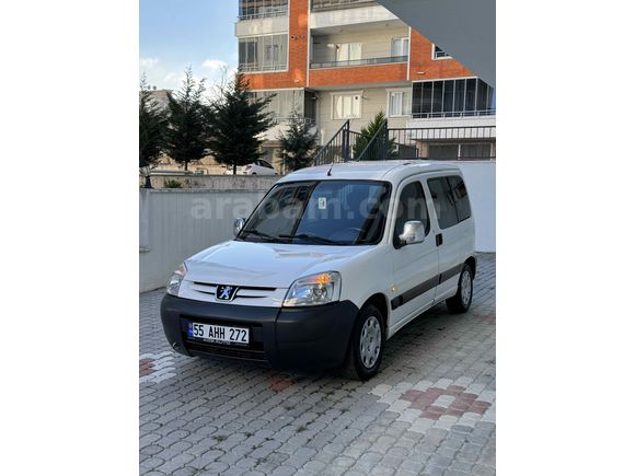 Galeriden Peugeot Partner 1.9 D Comfort 2004 Model Samsun