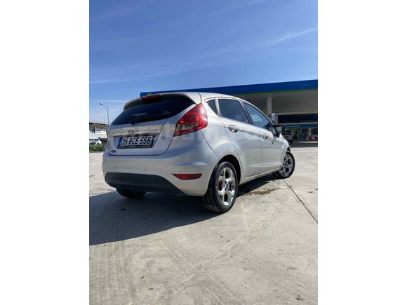 Sahibinden Ford Fiesta 1.4 TDCi Titanium 2011 Model 