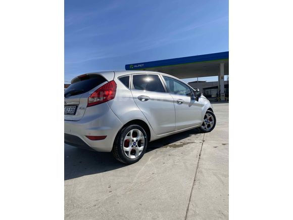 Sahibinden Ford Fiesta 1.4 TDCi Titanium 2011 Model 