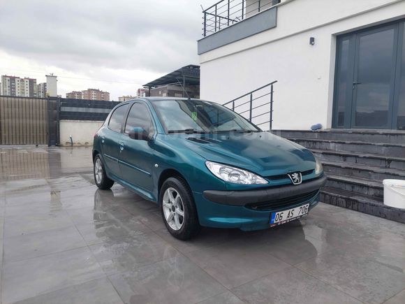 Sahibinden Peugeot 206 1.4 XR 2001 Model 