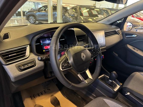 2024 RENAULT CLIO 1.0 TCe Evolution