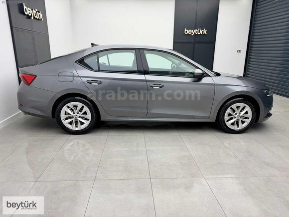 'beytürk' 2024 SKODA OCTAVİA 1.0e-TEC ELİTE HATASIZ