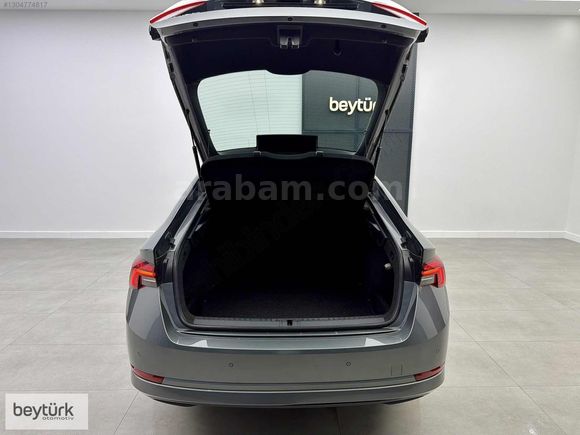 'beytürk' 2024 SKODA OCTAVİA 1.0e-TEC ELİTE HATASIZ