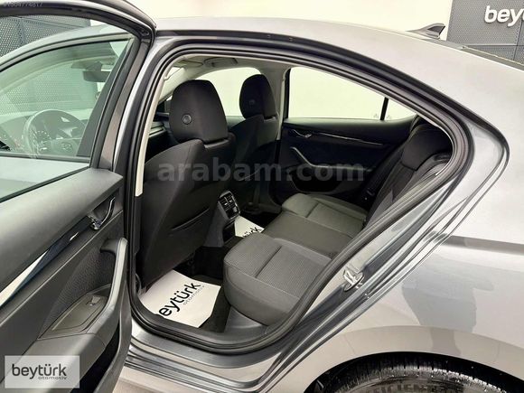 'beytürk' 2024 SKODA OCTAVİA 1.0e-TEC ELİTE HATASIZ