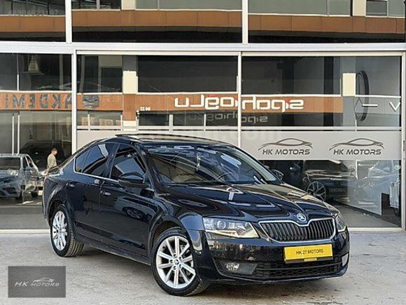 HK MOTORS'DAN SKODA OCTAVİA 1.6 TDI ELEGANCE CR CAM TAVAN DSG