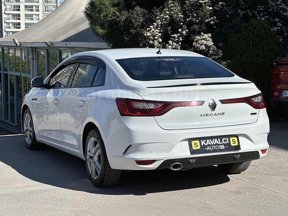 İLK ELDEN BAKIMLI DÜŞÜK KM