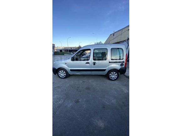 May Galeri den Renault Kangoo Multix 1.5 dCi Authentique 2004 Model 