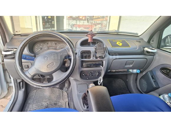 Sahibinden Renault Clio 1.4 RTA 2000 Model