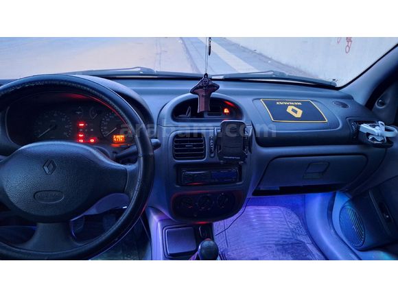 Sahibinden Renault Clio 1.4 RTA 2000 Model
