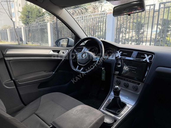 KAYA MOTORS Golf 1.6 TDI 7.5 R Görünüm !
