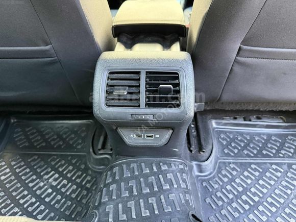 KAYA MOTORS Golf 1.6 TDI 7.5 R Görünüm !