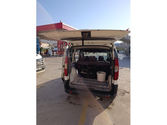 Sahibinden Fiat Doblo Combi 1.3 Multijet Dynamic Lux 2007 Model