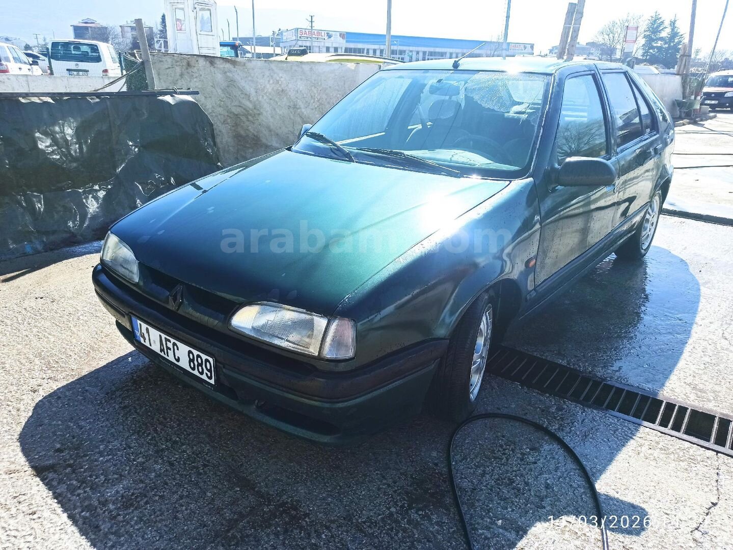 Sahibinden Renault R 19 1.4 Europa RN 1996 Model Bolu 320.000 km Yeşil (metalik) 2