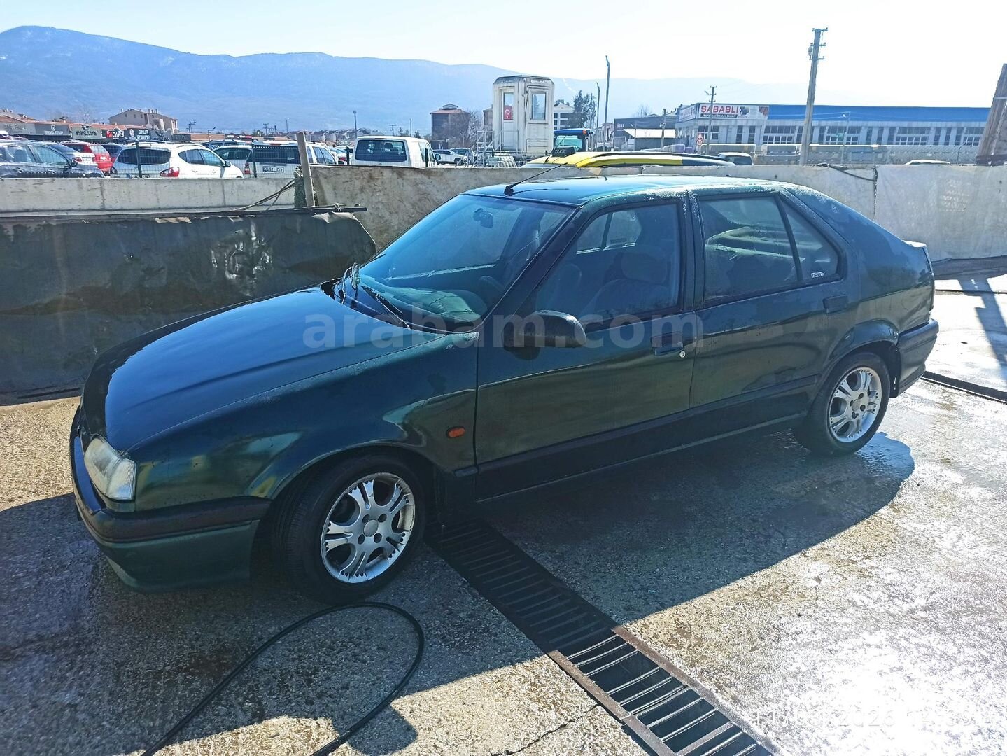 Sahibinden Renault R 19 1.4 Europa RN 1996 Model Bolu 320.000 km Yeşil (metalik) 3