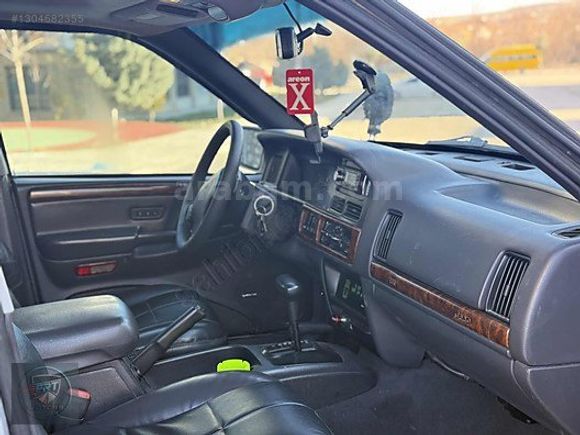 1997 GRAND CHEROKEE 5.2 OTOMATİK