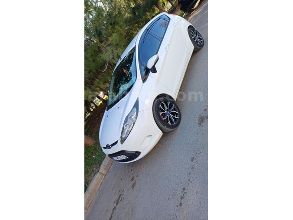 Sahibinden Masrafsız Değişensiz 2009 model 1.4 Ford Fiesta TDCI