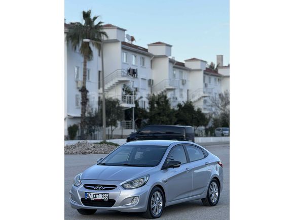 Sahibinden tertemiz Hyundai Accent Blue 1.6 CRDI Mode 2011 Model 