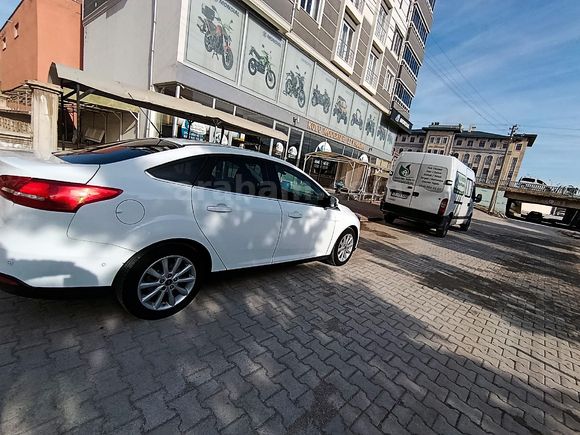 Sahibinden Ford Focus 1.6 TDCi Titanium 2016 Model