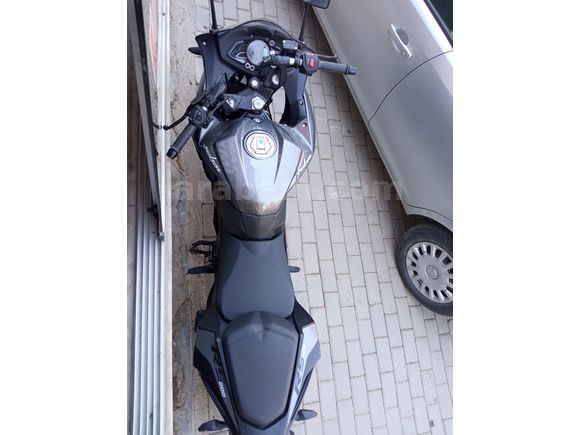 Sahibinden düşük km li Bajaj Pulsar 200 RS