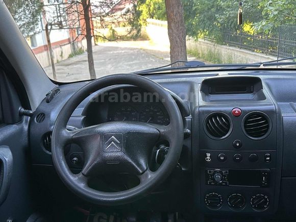 1.6 Berlingo kazasız sorunsuz klimalı