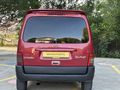 1.6 Berlingo kazasız sorunsuz klimalı