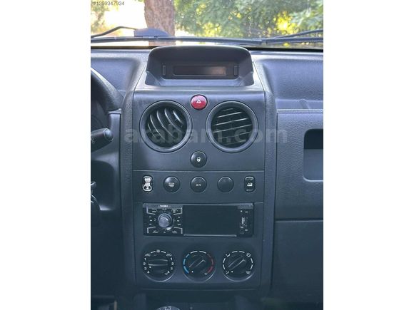 1.6 Berlingo kazasız sorunsuz klimalı