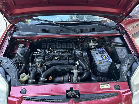 1.6 Berlingo kazasız sorunsuz klimalı