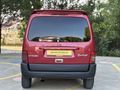 1.6 Berlingo kazasız sorunsuz klimalı