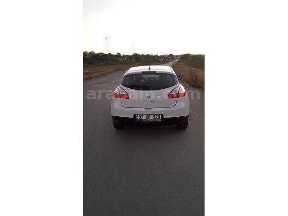 Sahibinden Renault Megane 1.6 Touch 2013 Model