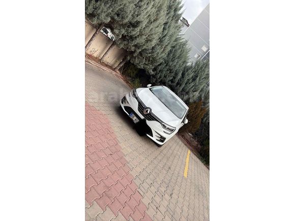 Sahibinden Renault Megane 1.3 TCe Icon 2025 Model 