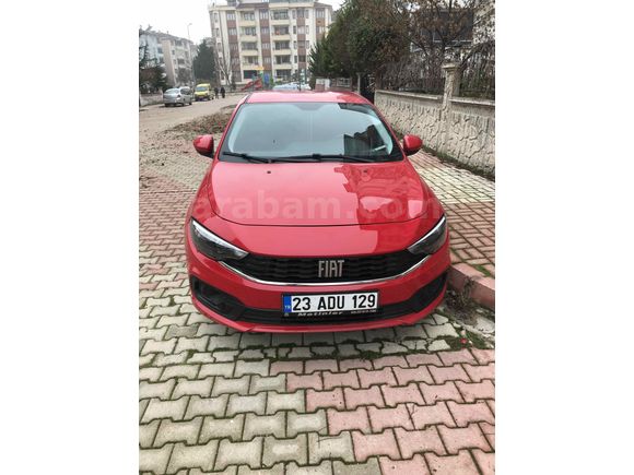 iLK SAHiBiNDEN HATASIZ DüŞüK KM TUTKU KIRMIZI EGEA