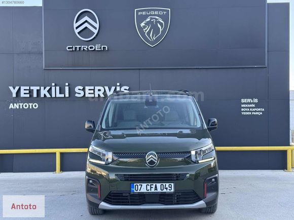CİTROEN ANTOTO YETKİLİ BAYİSİNDEN 2025 BERLİNGO XTR CAMTAVAN