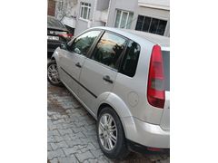 Sahibinden Ford Fiesta 1.4 TDCi Comfort 2005 Model  320.000 Uzay Gri