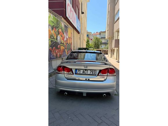 Sahibinden Honda Civic 1.6i VTEC Elegance 2010 Model   TEMİZ BAKIMLI 