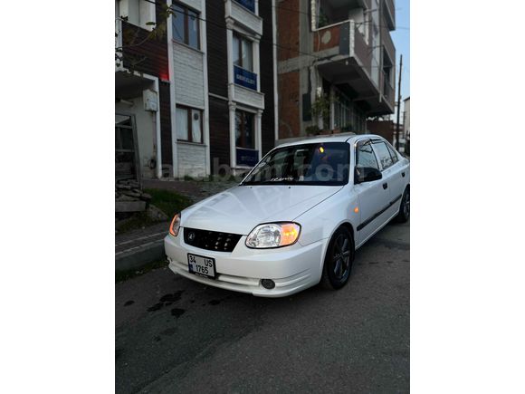 Sahibinden Hyundai Accent 1.3 Admire 2005 Model 