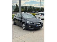“HATASIZ ASTRA J / 136BİN KM / TESLA EKRAN / MUAYENE 2028 / MASRAFSIZ”