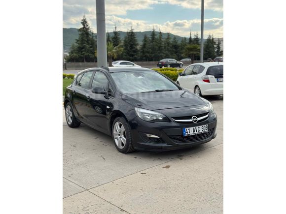 “HATASIZ ASTRA J / 136BİN KM / TESLA EKRAN / MUAYENE 2028 / MASRAFSIZ”