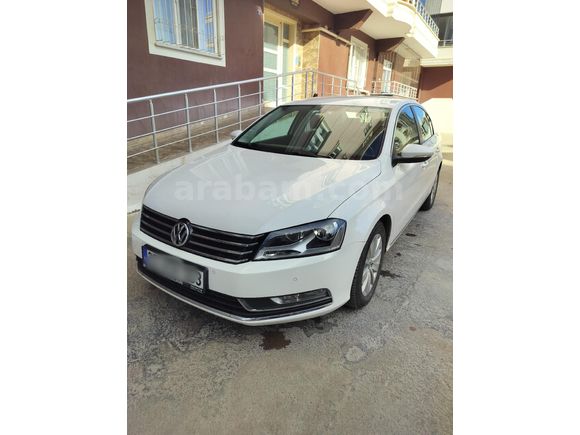 Hatasız boyasız servis bakımlı Passat dizel otomatik