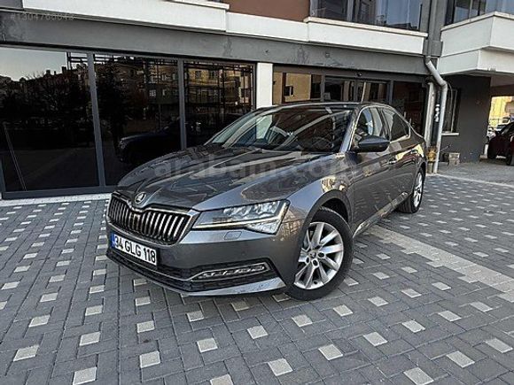 2023 Skoda SUPERB Premium BOYASIZ DEĞİŞENSİZ K.KARTI GEÇERLİ