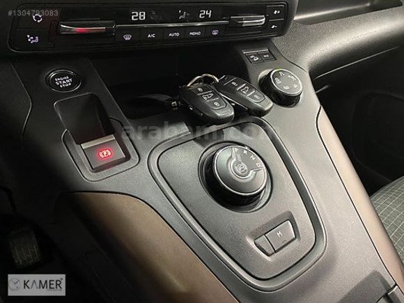 KAMER DEN 2023 PEUGEOT RİFTER 1.5 BLUEHDİ GT DİZEL OTOMATİK