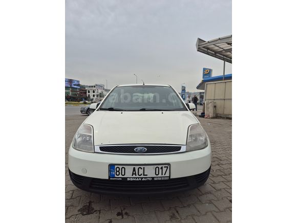 Sahibinden Ford Fiesta 1.4 Comfort 2004 Model