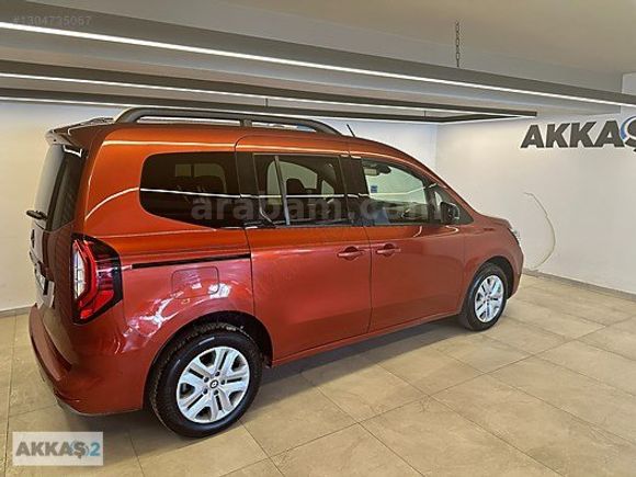 AKKAŞ 2'DEN RENAULT KANGOO OTOMATİK ICONIC
