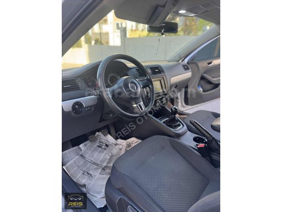2012 MODEL JETTA 265 BİN KM TREND TEMİZ BAKIMLI ....