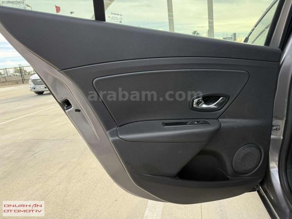 2015 MODEL HATASIZ BOYASIZ TRAMERSİZ SANROOF FULL