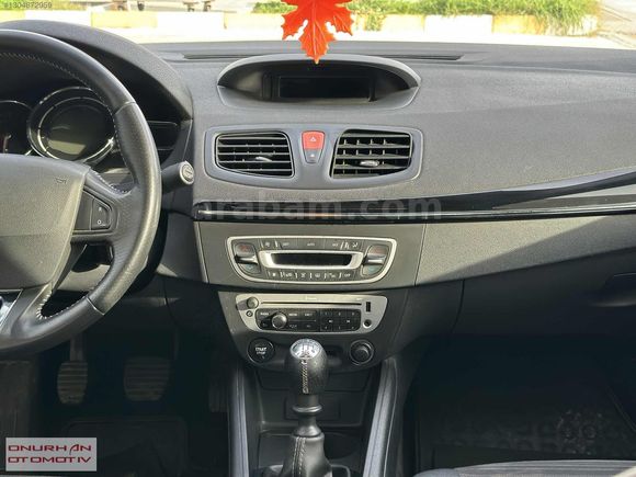 2015 MODEL HATASIZ BOYASIZ TRAMERSİZ SANROOF FULL