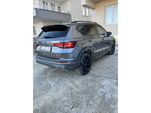 Sahibinden Seat Ateca 1.5 EcoTSI FR 2025 Model  9.000 km Gri