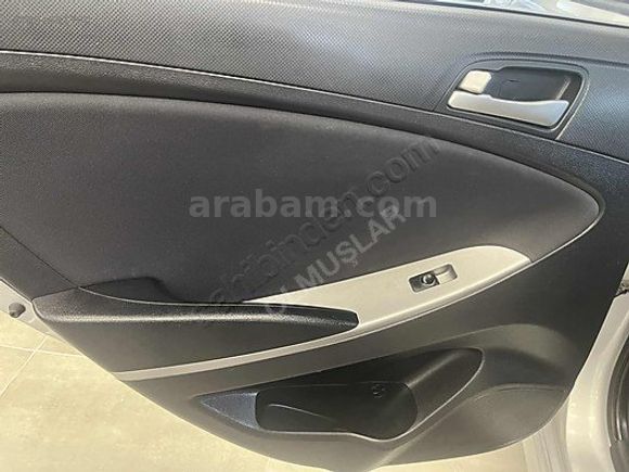 ACCENT BLUE 1.6 CRD MODE Plus DCT